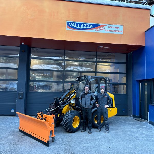 Auto Vallazza KG